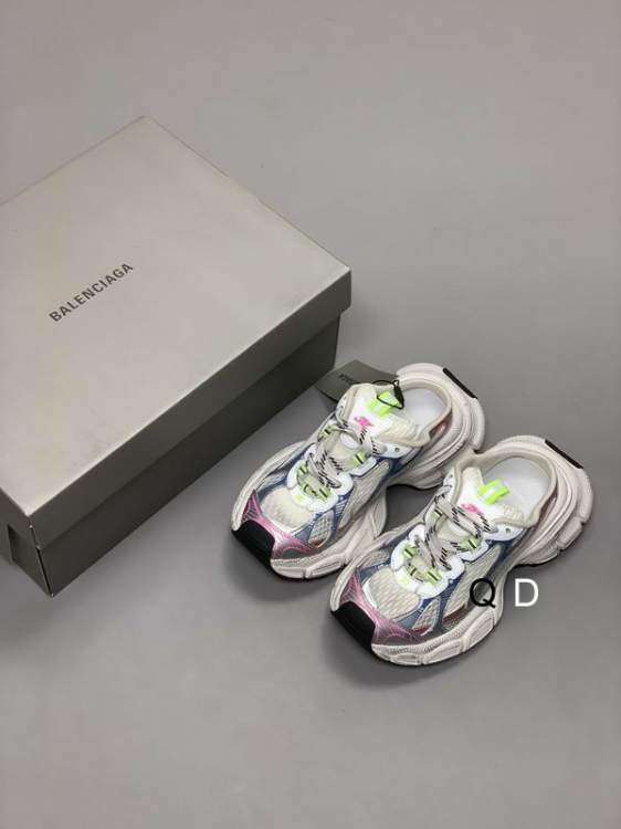 Picture of Balenciaga Shoes _SKUBalenciagasz35-454CGDT04071261